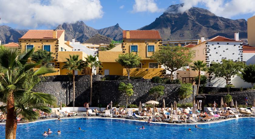 Aparthotel Tenerife pool